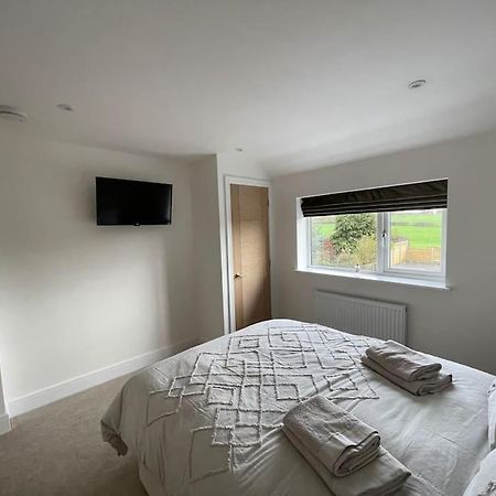 Newly Renovated 3 Bed Property - Countryside Views Dunstall Экстерьер фото