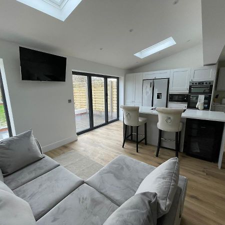 Newly Renovated 3 Bed Property - Countryside Views Dunstall Экстерьер фото
