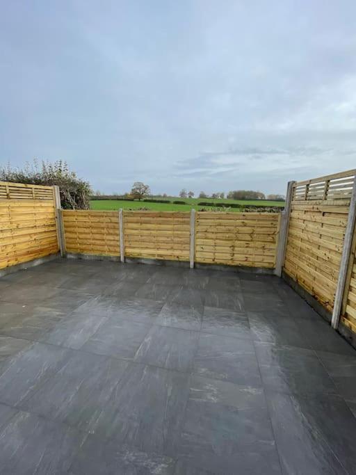 Newly Renovated 3 Bed Property - Countryside Views Dunstall Экстерьер фото