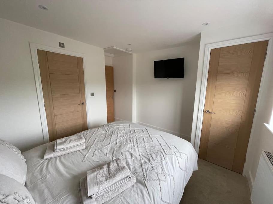 Newly Renovated 3 Bed Property - Countryside Views Dunstall Экстерьер фото